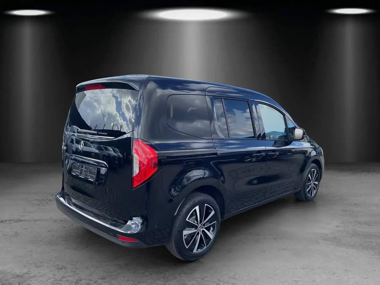 Mercedes-Benz EQT 200 Progressive LED KeyGo Navi-/WinterPkt SHZ 5