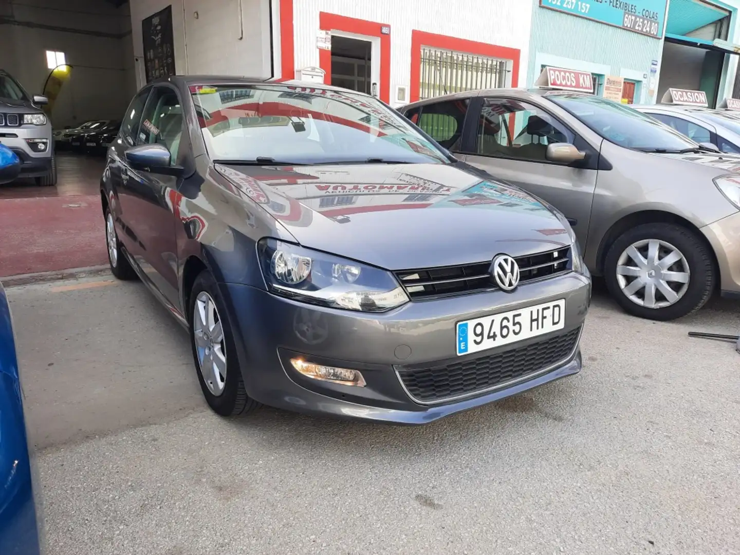 Volkswagen Polo 1.2TDI Sport Gris - 2