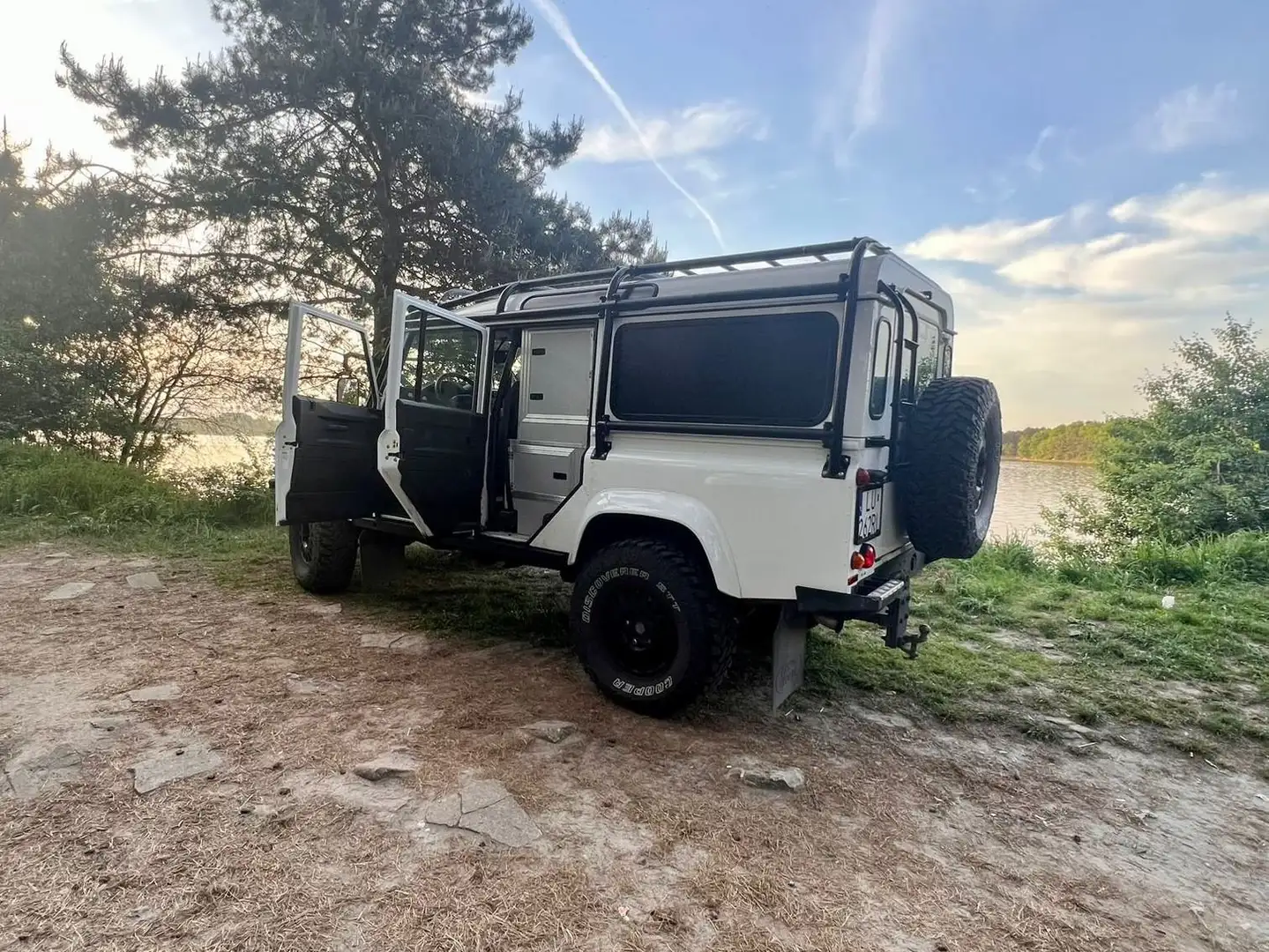 Land Rover Defender Defender 110 Station Wagon S White - 2