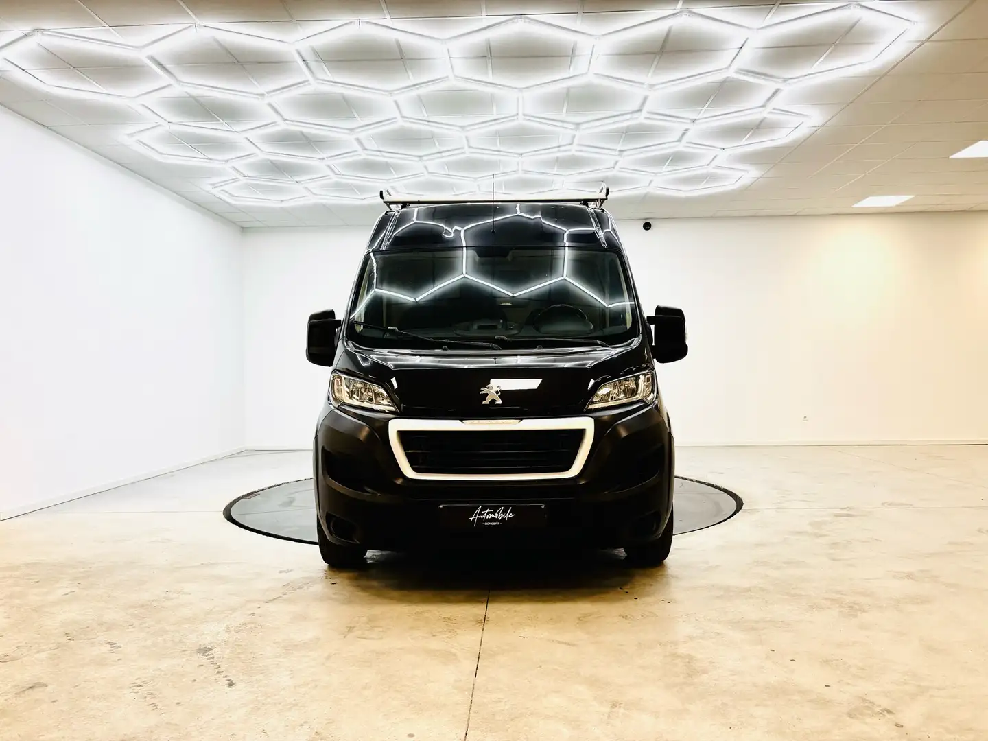 Peugeot Boxer ✅1AN GARANTIE✅UTILITAIRE✅TVA DÉDUCTIBLE✅C Fekete - 2