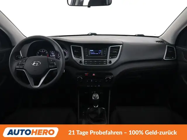 Hyundai Tucson view 12