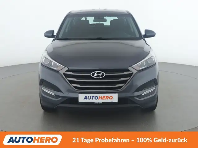 Hyundai Tucson view 9