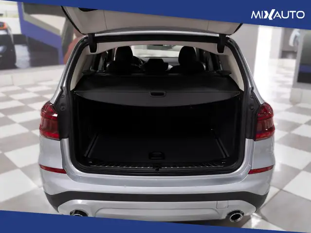 BMW X3 view 7