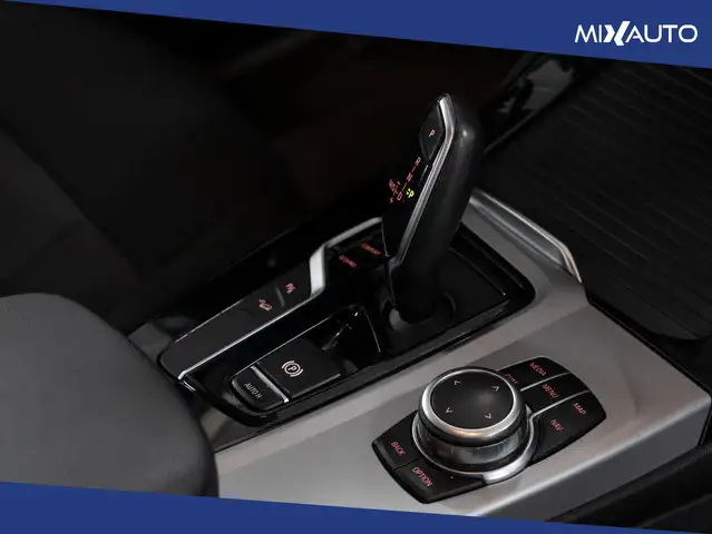 BMW X3 view 13