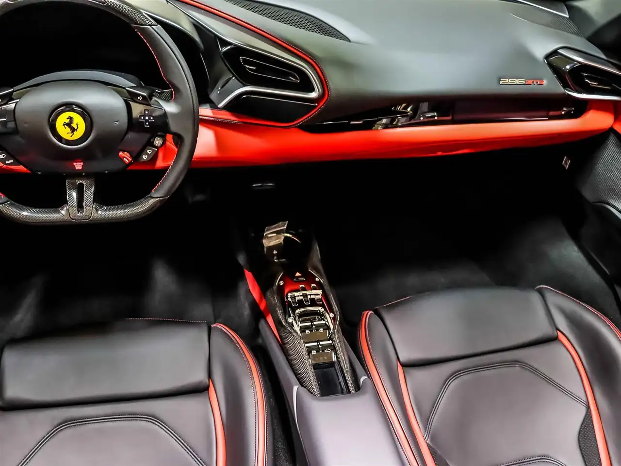 Ferrari 296 GTS снимка Ferrari 296 GTS