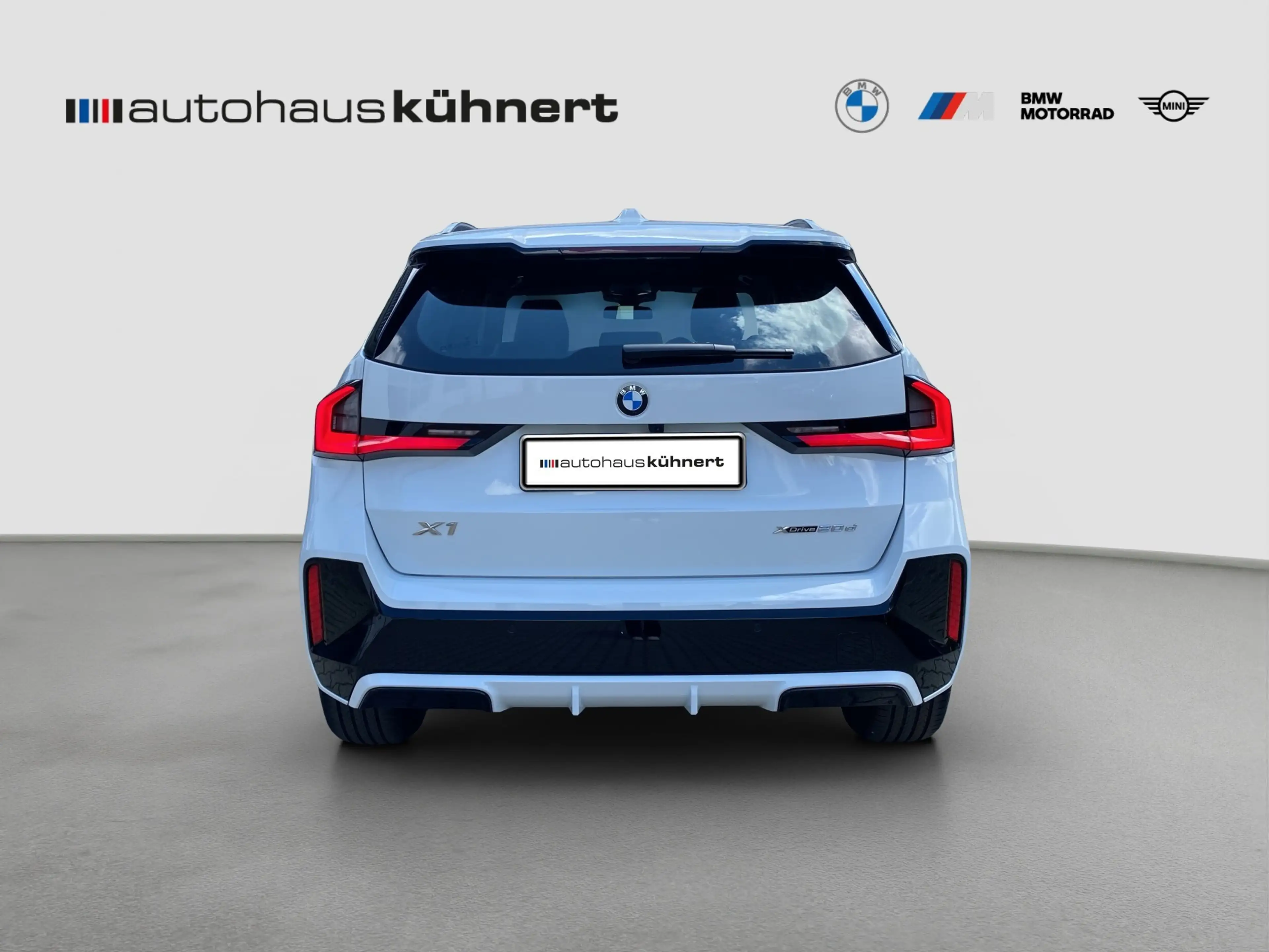 BMW X1 xDrive20d ///M-Sport ACC SpurAss 360° AHK — photo 6