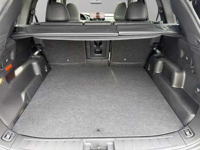 Mitsubishi Outlander view 6