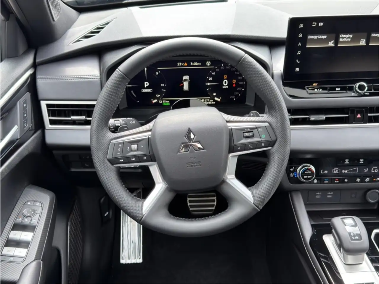 Mitsubishi Outlander 2026 — фото 12