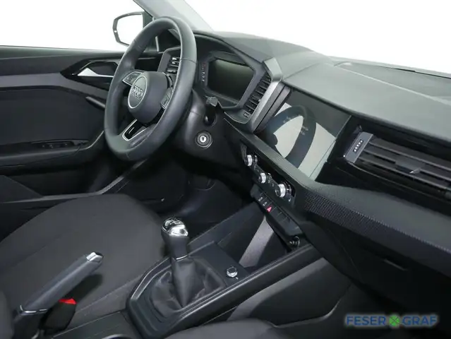 Audi A1 view 3