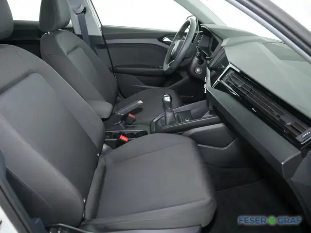 Audi A1 view 4