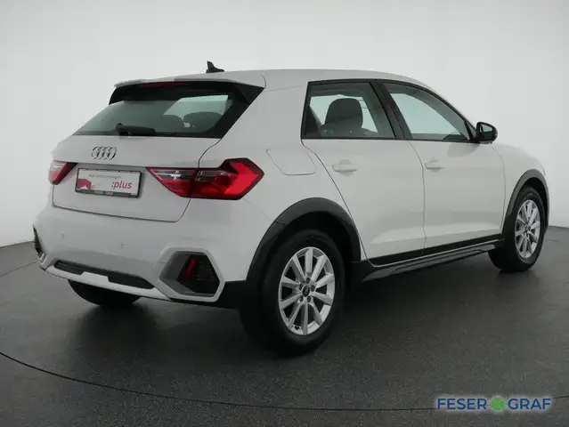 Audi A1 view 2