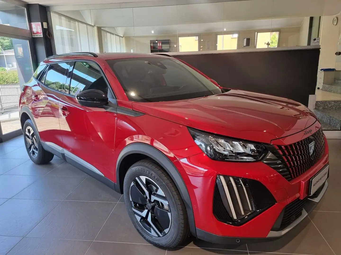 Peugeot 2008 2ª serie Allure PureTech 100cvKM ZERO Rouge - 2