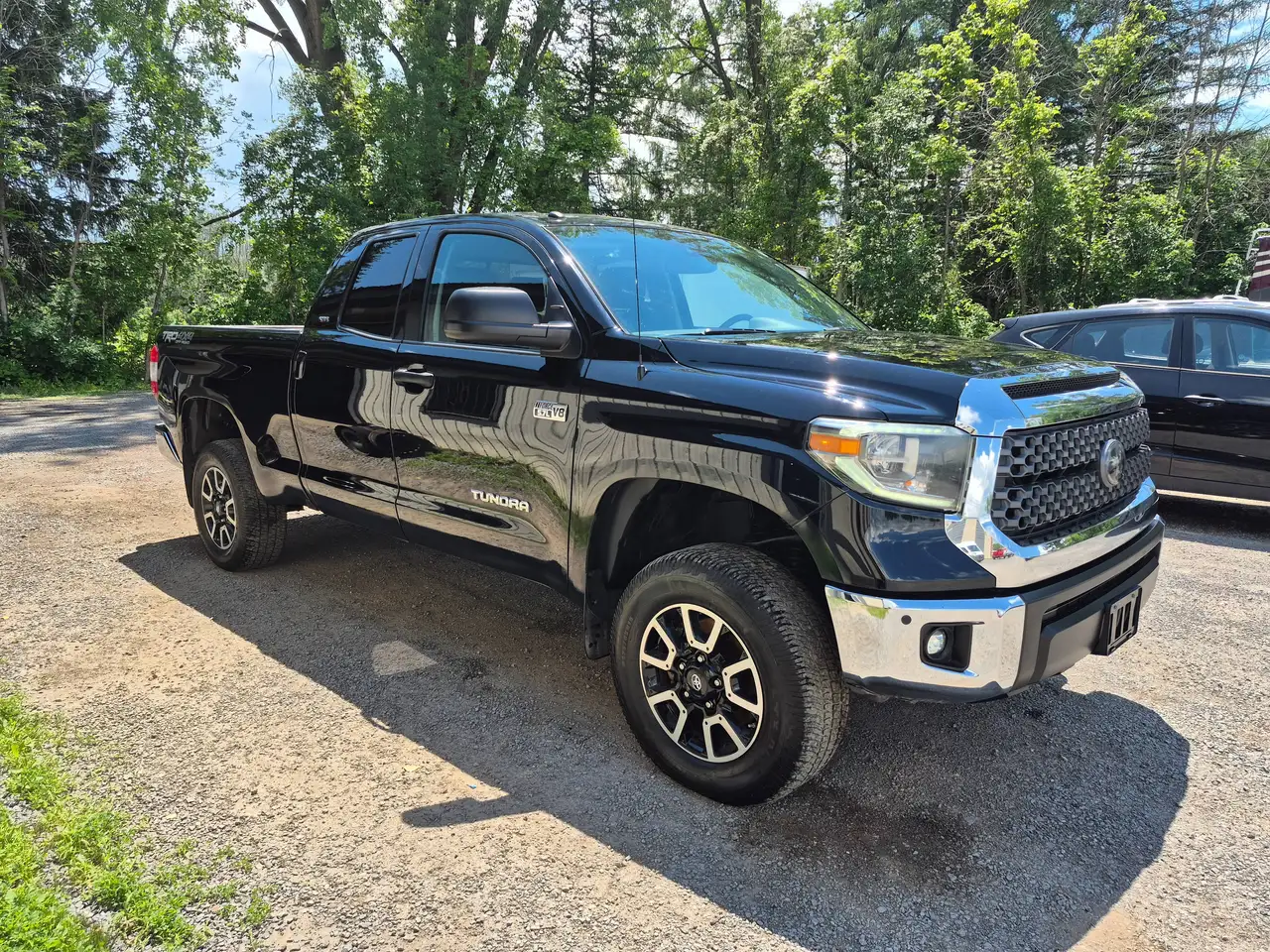 Toyota Tundra photo Toyota Tundra