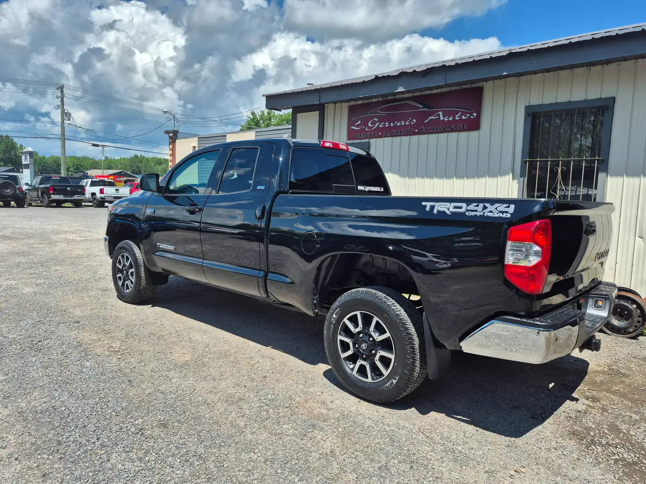 Toyota Tundra photo Toyota Tundra