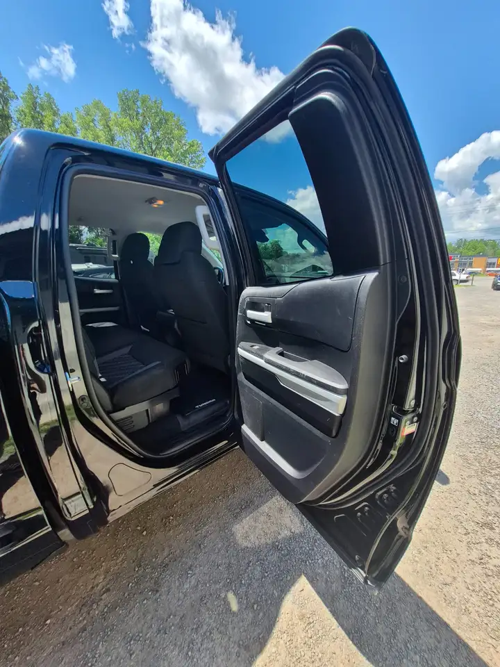 Toyota Tundra photo Toyota Tundra