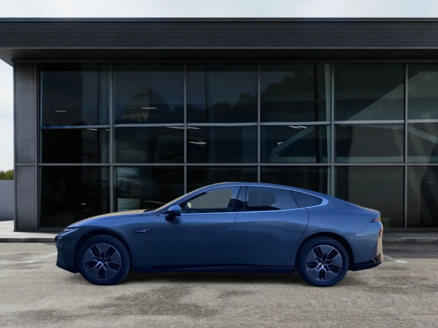 Xpeng P7 LongRange RWD 82,7kWh Digitales Cockpit Memory Sit Gris - 2