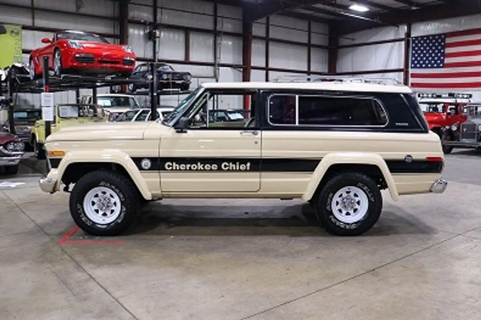 Jeep Cherokee Chief - 2