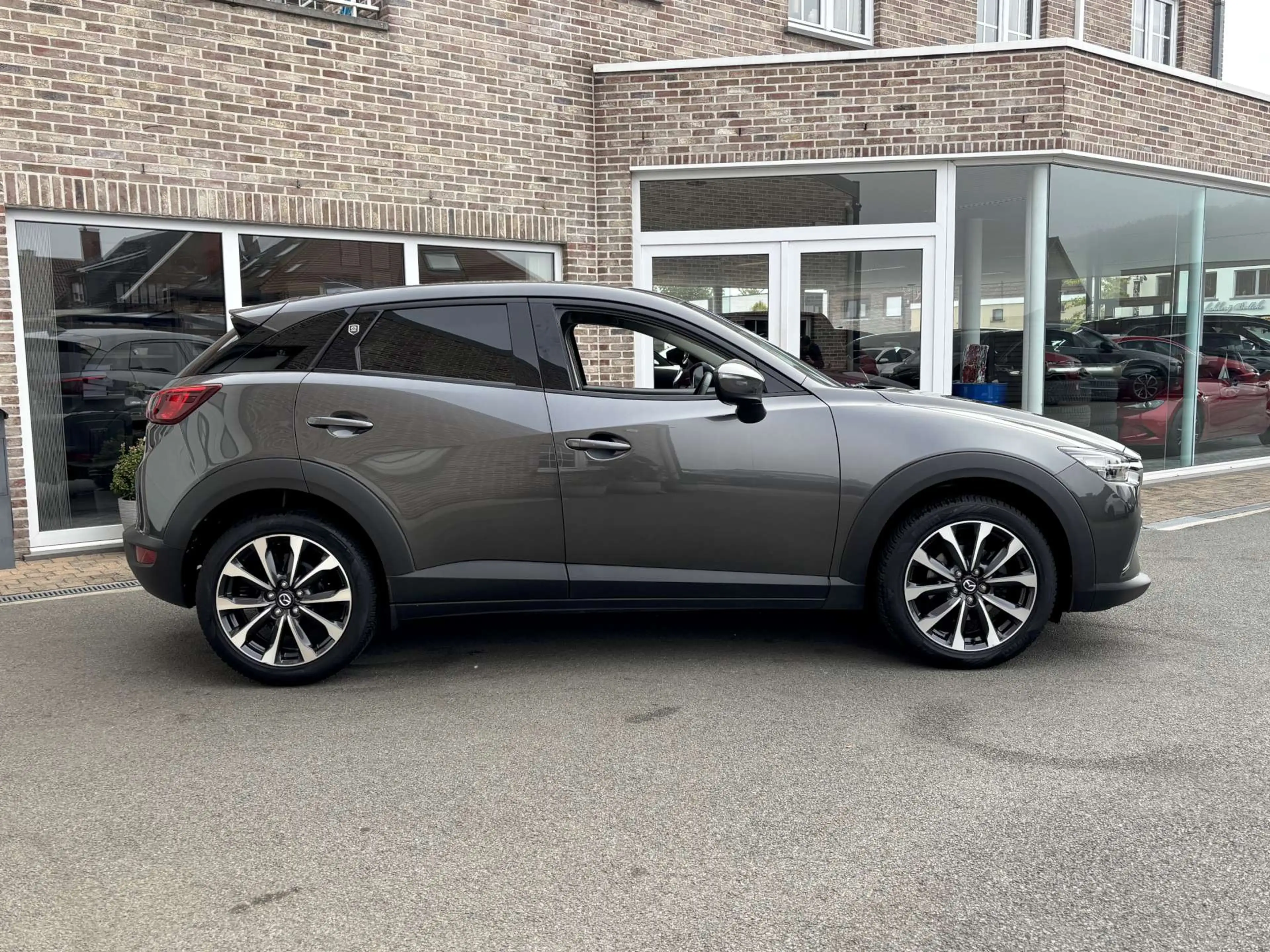 Mazda CX-3 CX-3 2.0 SKY-G / Camera / Apple / 65000km / 12m wb — photo 6