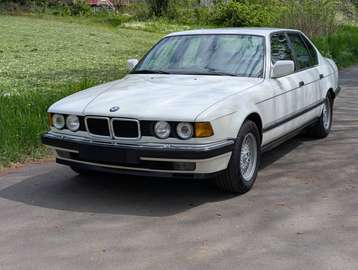 750i