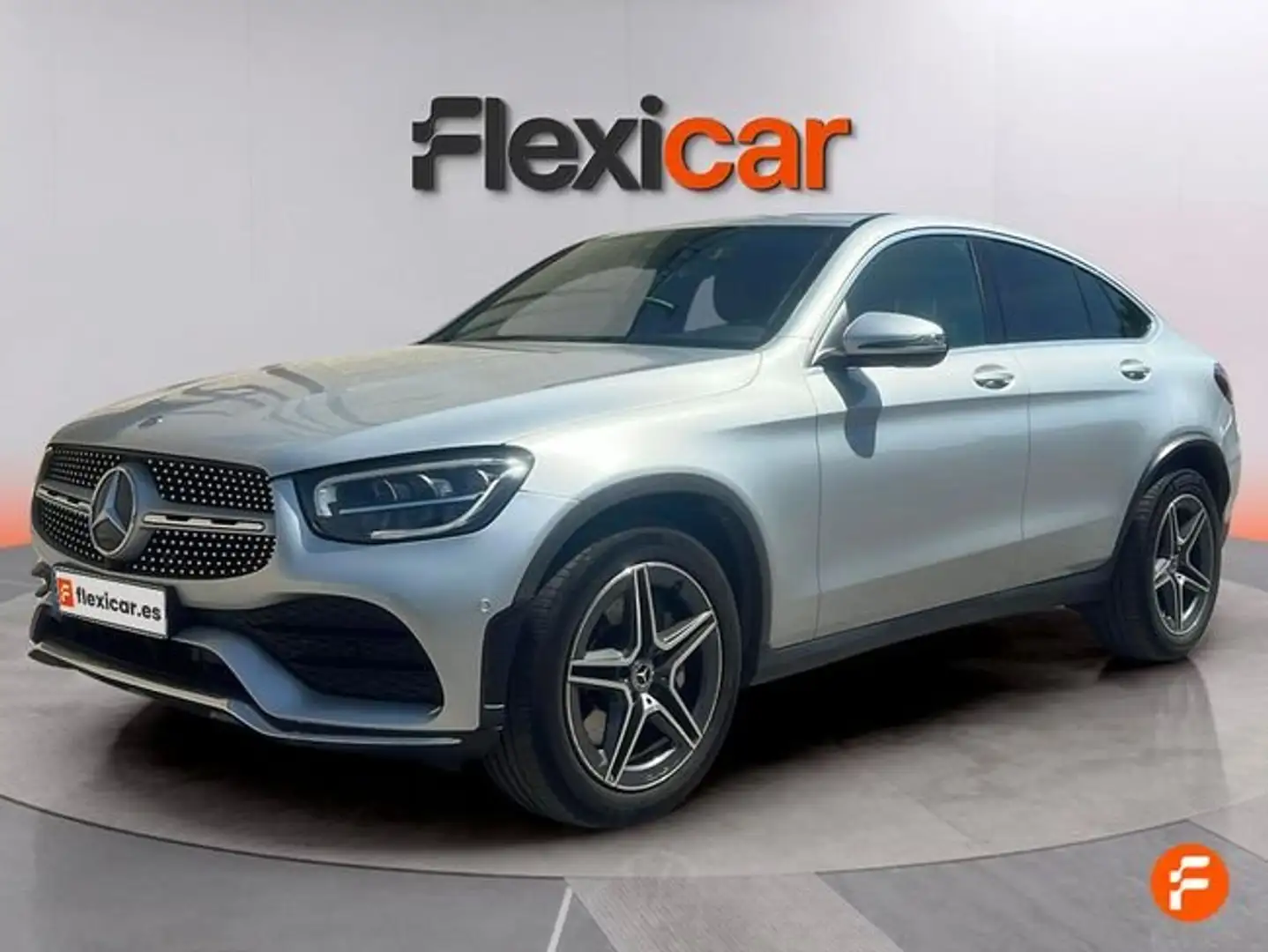 Mercedes-Benz GLC 200 d 4MATIC - 5P (2019) Gris - 2