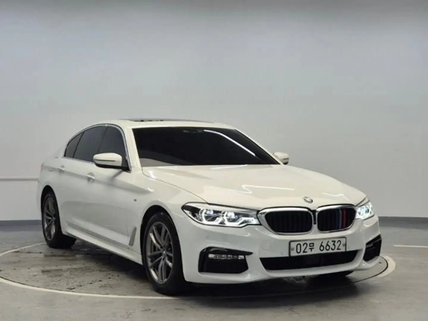 BMW 530 M sport + - 1