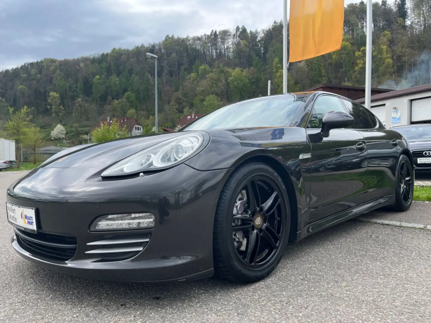 Porsche Panamera 4 / Bi-Xenon/ Klappenauspuff/ Memory Grau - 1
