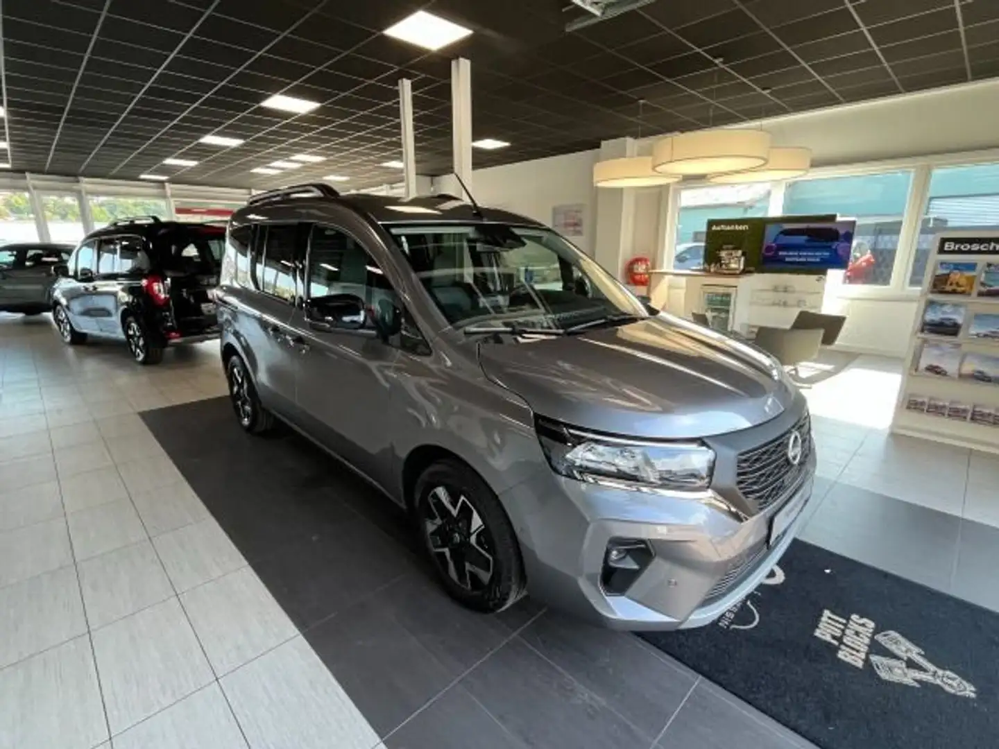 Nissan Townstar Kombi 130PS L1 Tekna Navi Kamera Grijs - 2