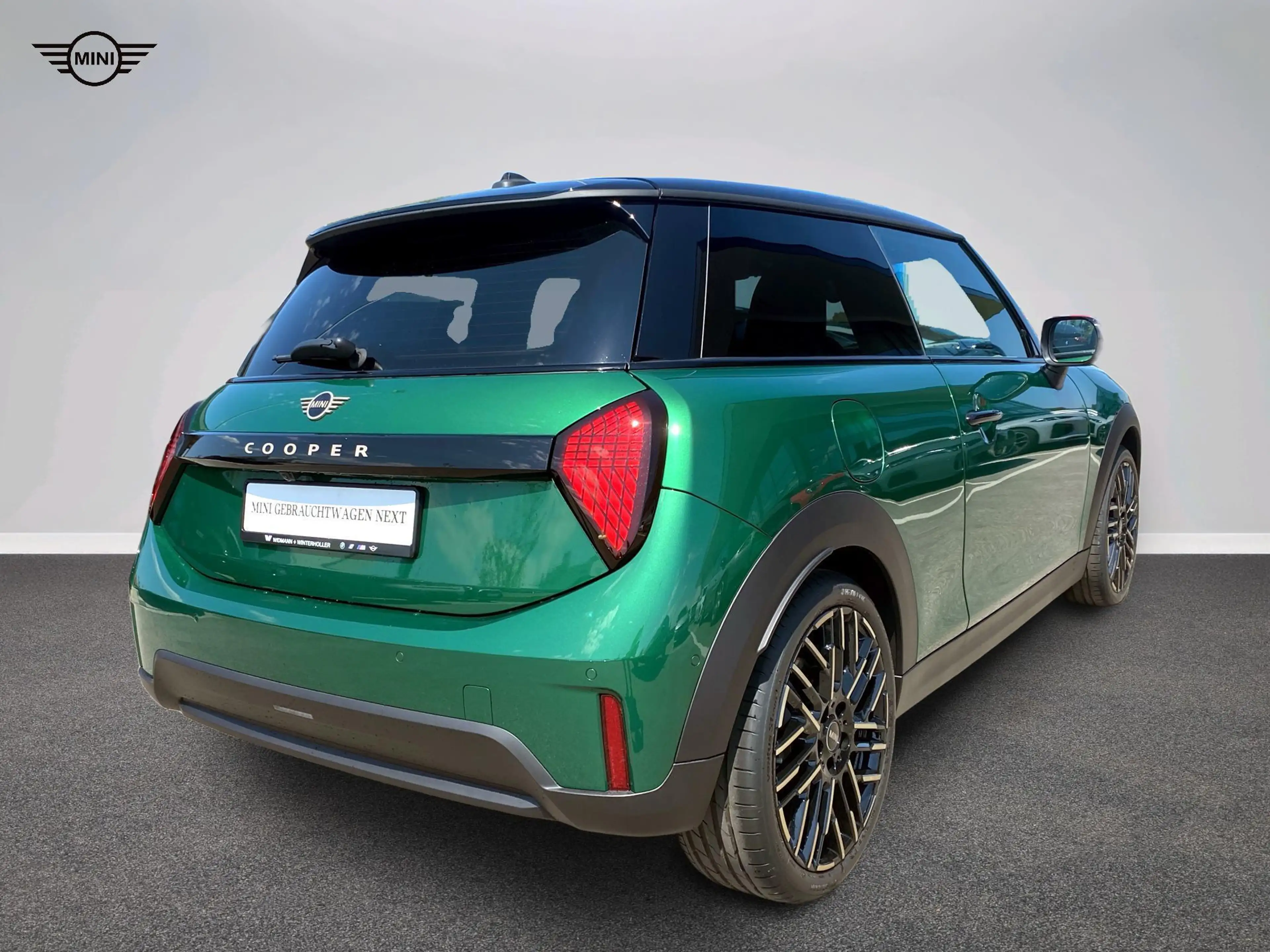 MINI Cooper C Favoured Trim — photo 4