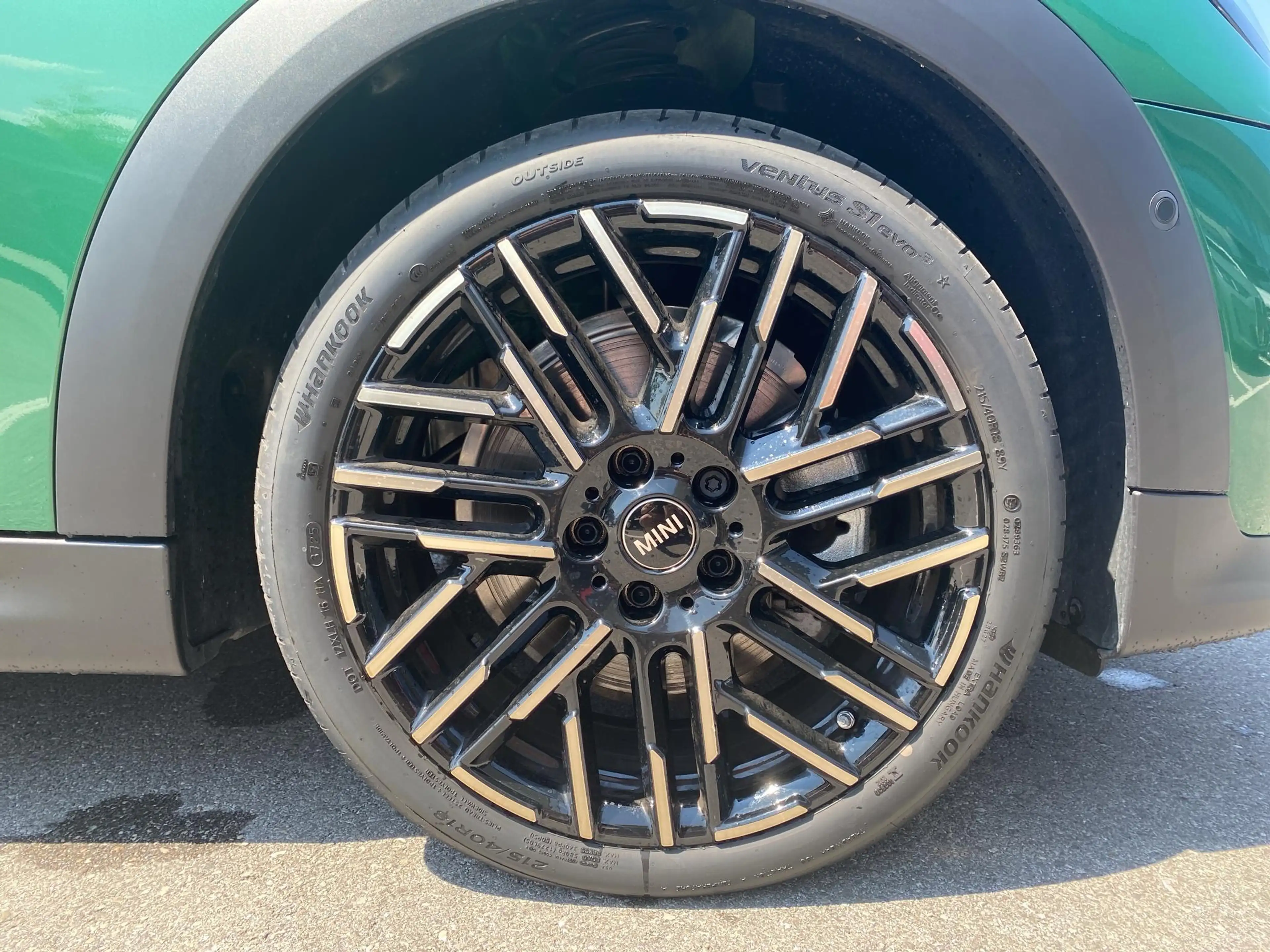 MINI Cooper C Favoured Trim — photo 11