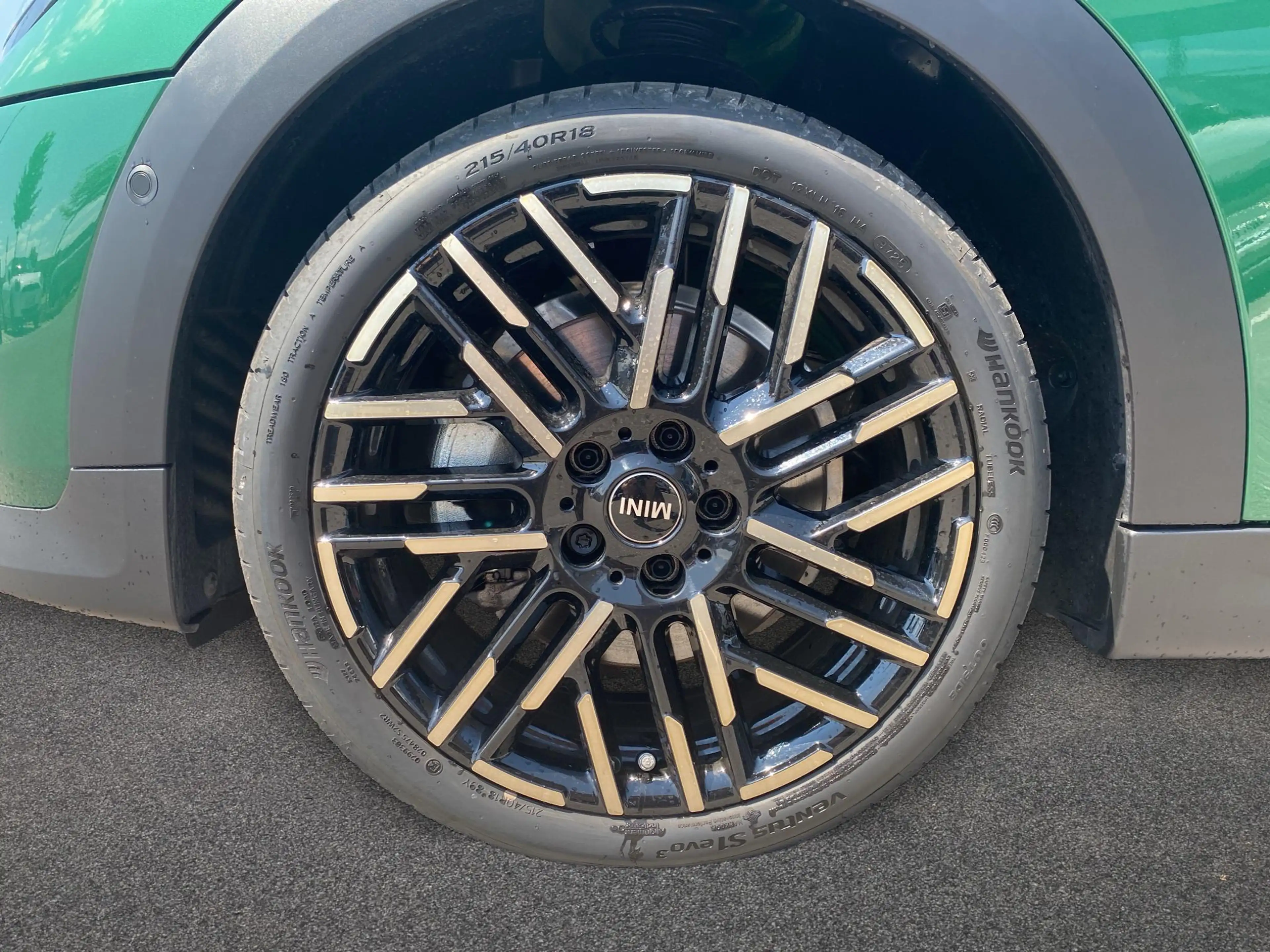 MINI Cooper C Favoured Trim — photo 10
