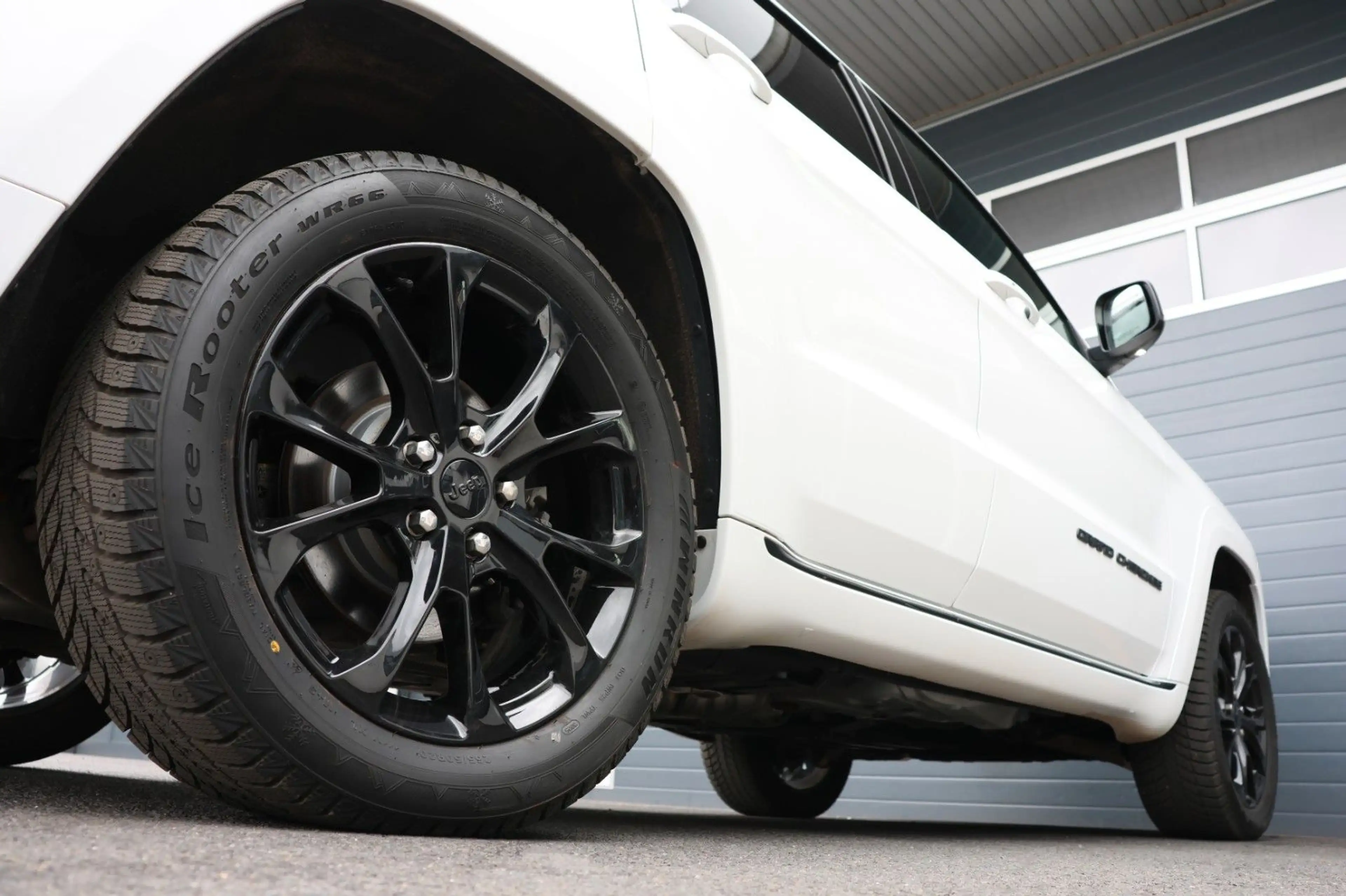 Jeep Grand Cherokee 3.6 4x4/ACC/LUFT/4xSHZ/SPUR/AHK — photo 15