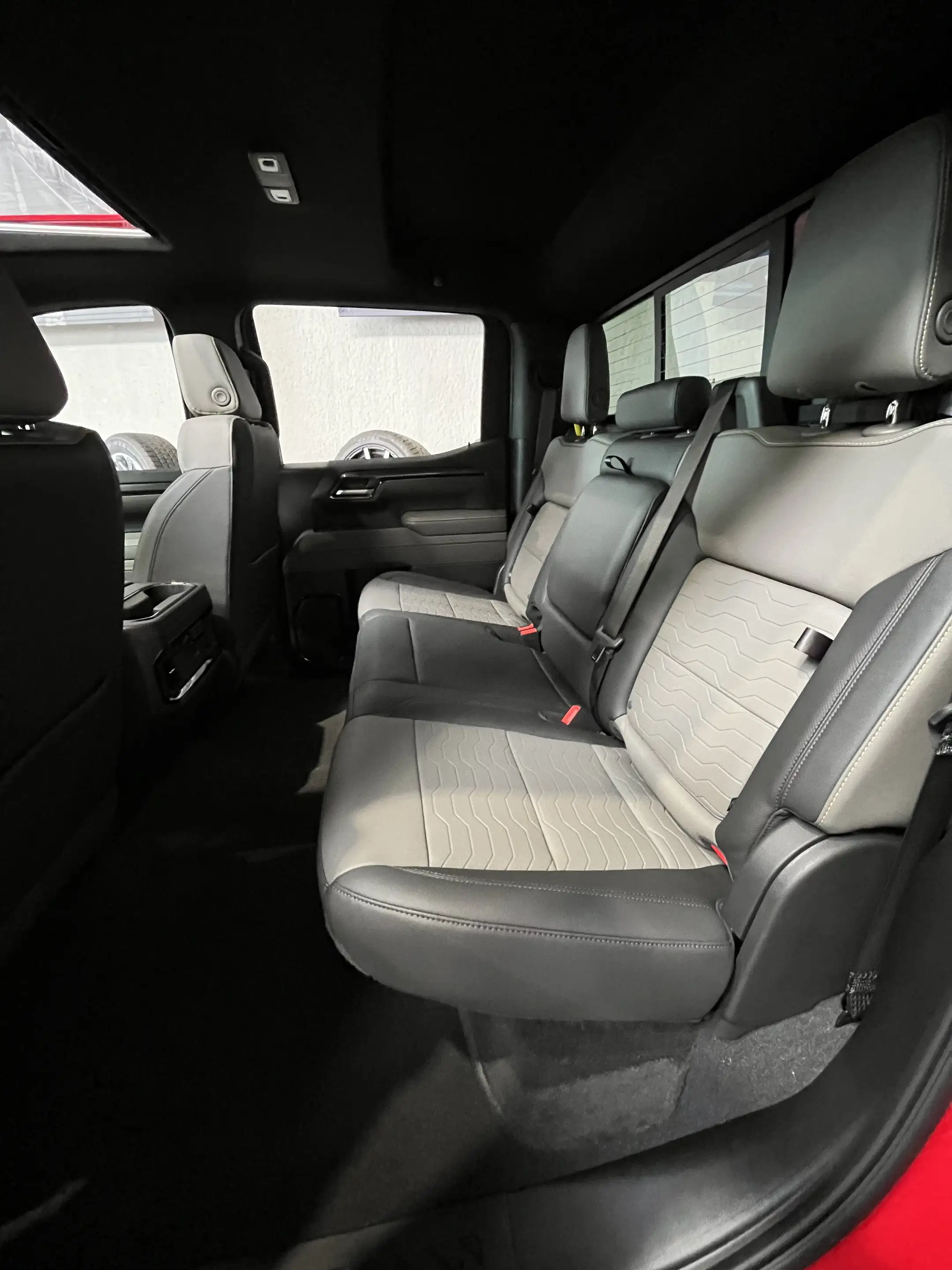 Chevrolet Silverado ZR2 - V8 6.2L — photo 12