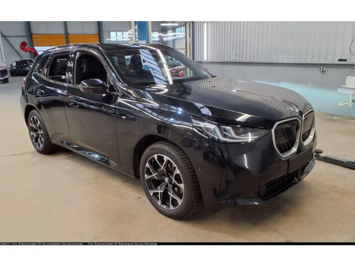 BMW X3 20d xDA m-Sport Pano AHK 19'' HUD adLED DA+ PA+ AC Schwarz - 2