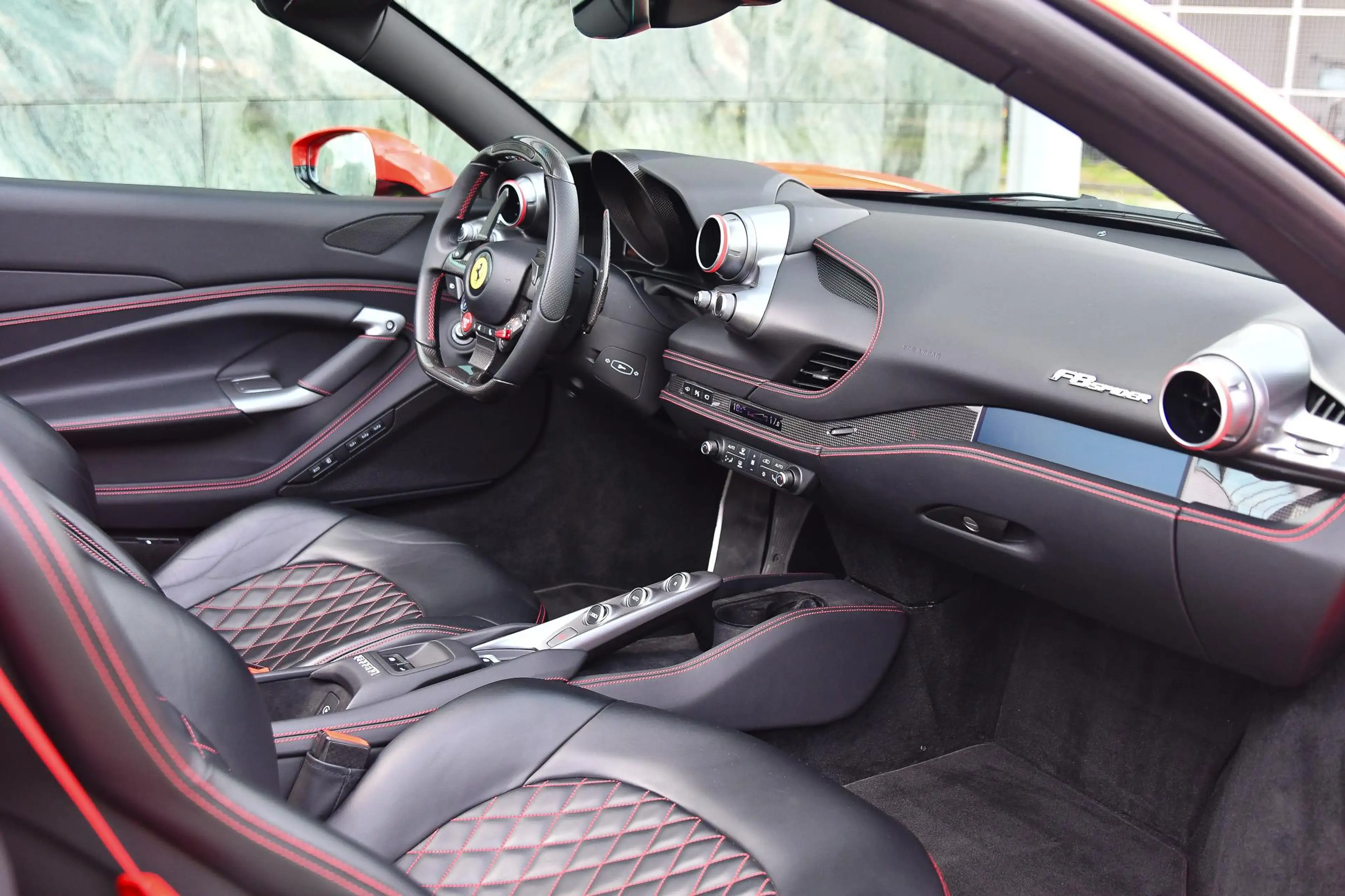 Ferrari F8 Spider 3.9 V8 HELE Rosso Scuderia |Lift|Passengerdisplay| — photo 10