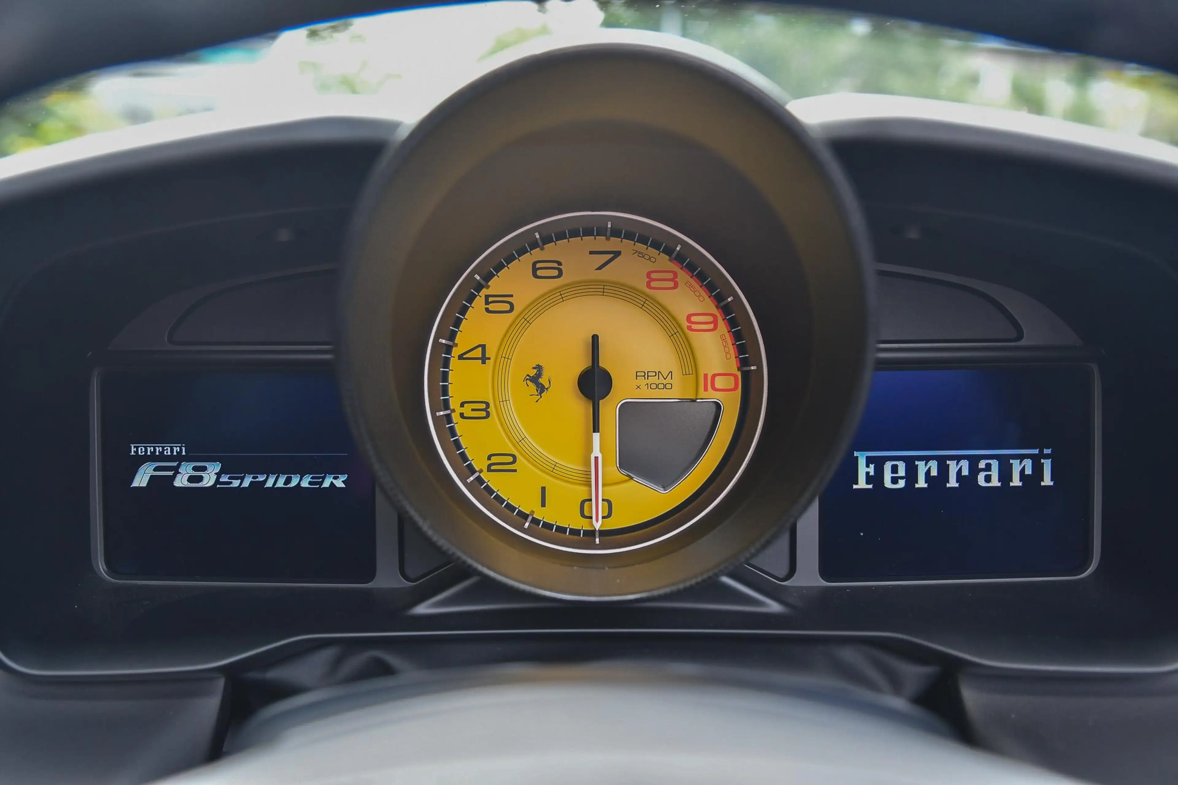Ferrari F8 Spider 3.9 V8 HELE Rosso Scuderia |Lift|Passengerdisplay| — photo 9