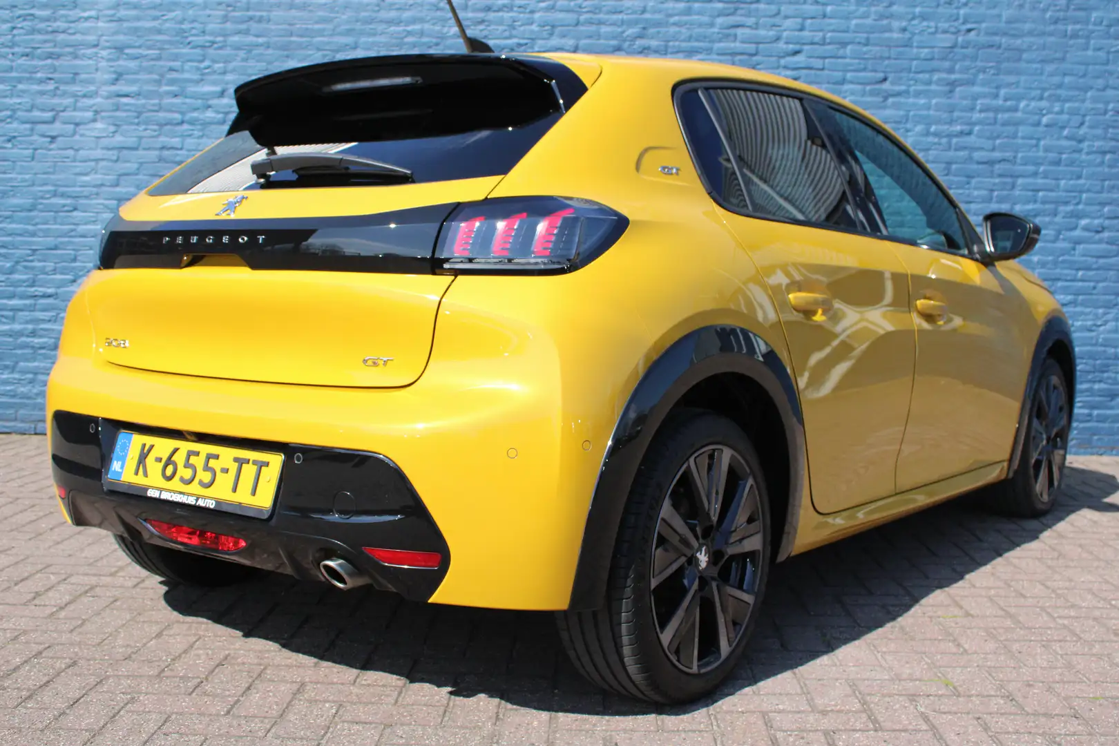 Peugeot 208 1.2 PureTech GT Pack | Navigatie | Camera | Panora Gelb - 2