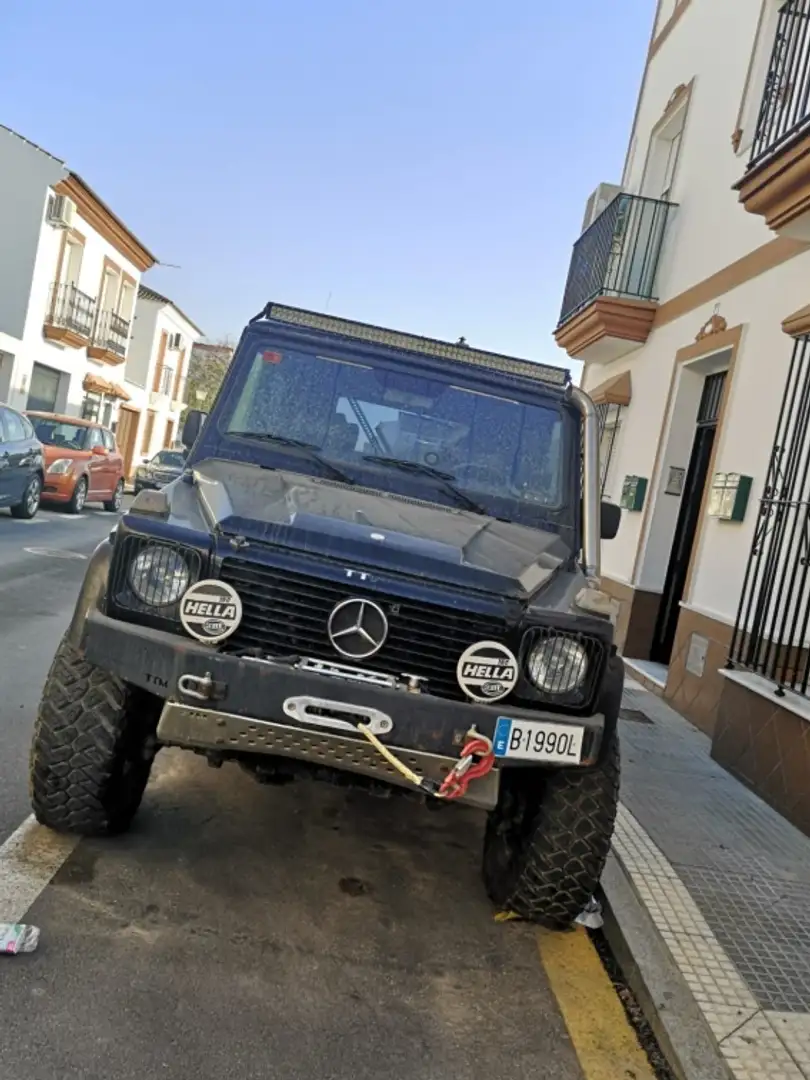 Mercedes-Benz G 300 Schwarz - 1