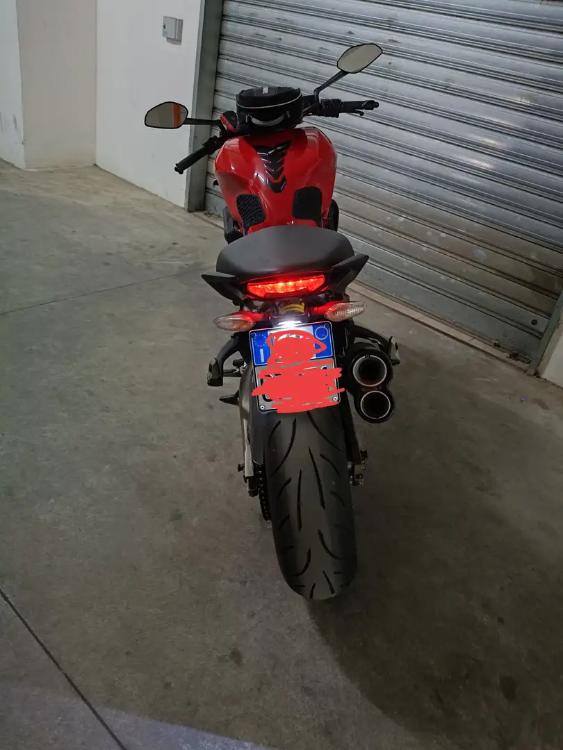 Ducati Monster 821 Rot - 2