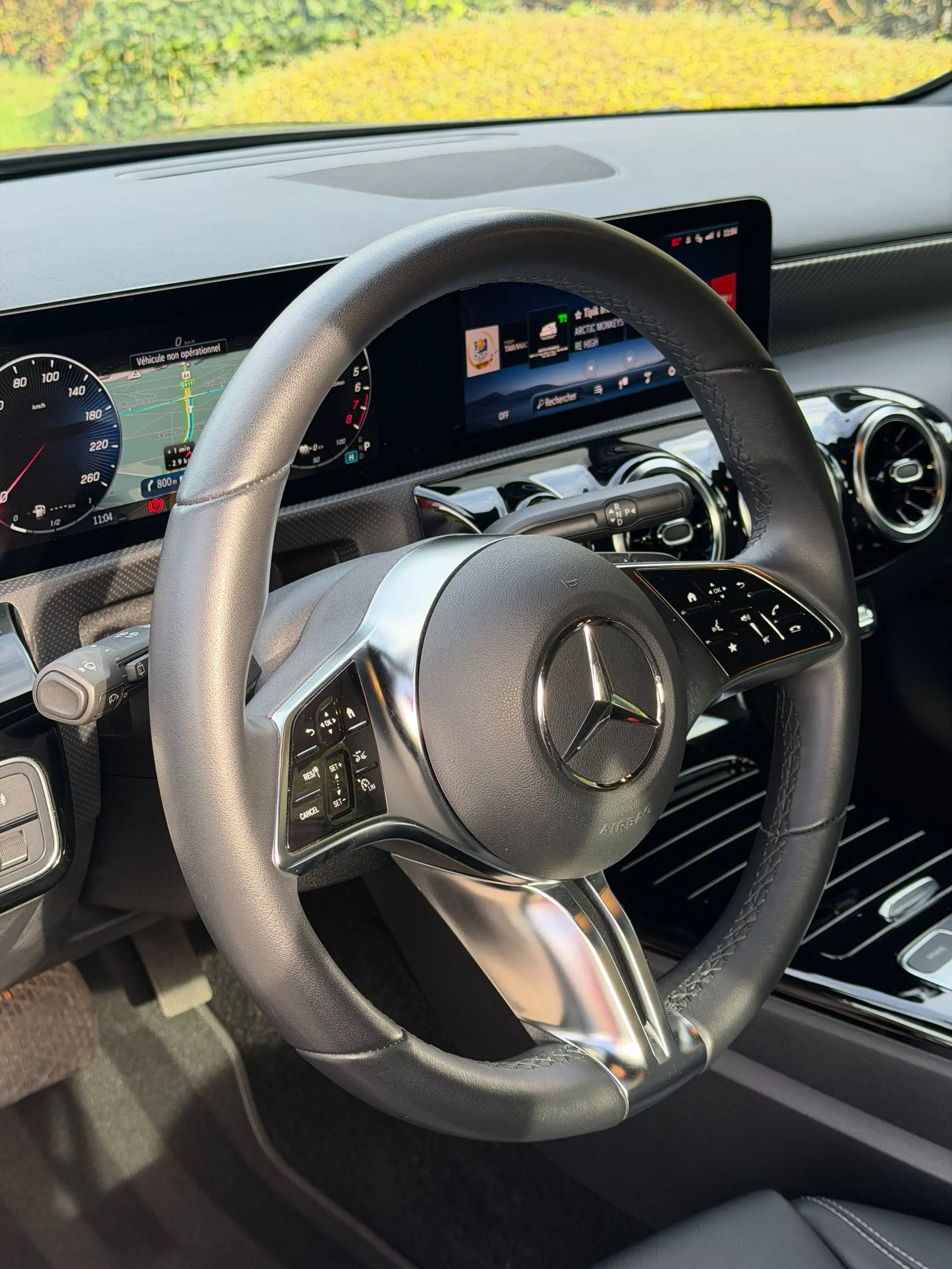 Mercedes-Benz A 250 e PHEV Luxury Line - 1st owner - MB Certified — photo 13