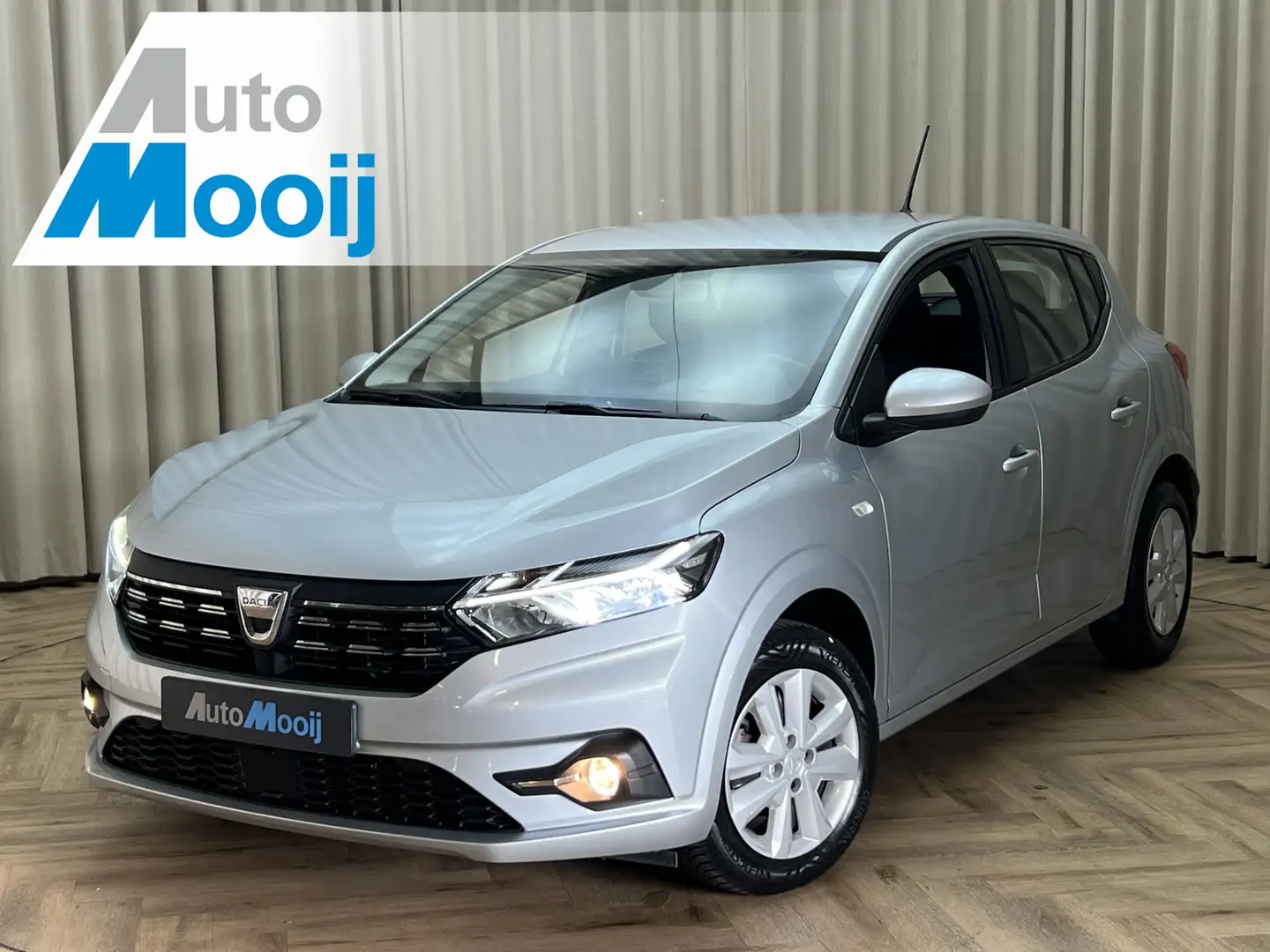 Dacia Sandero 1.0 TCe 90 *LPG* Eerste Eigenaar / Carplay / Navig Grijs - 1