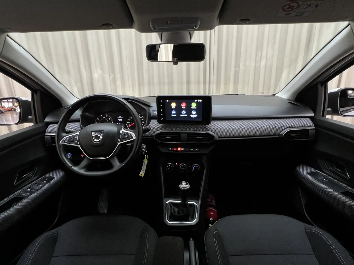 Dacia Sandero 1.0 TCe 90 *LPG* Eerste Eigenaar / Carplay / Navig Grijs - 2