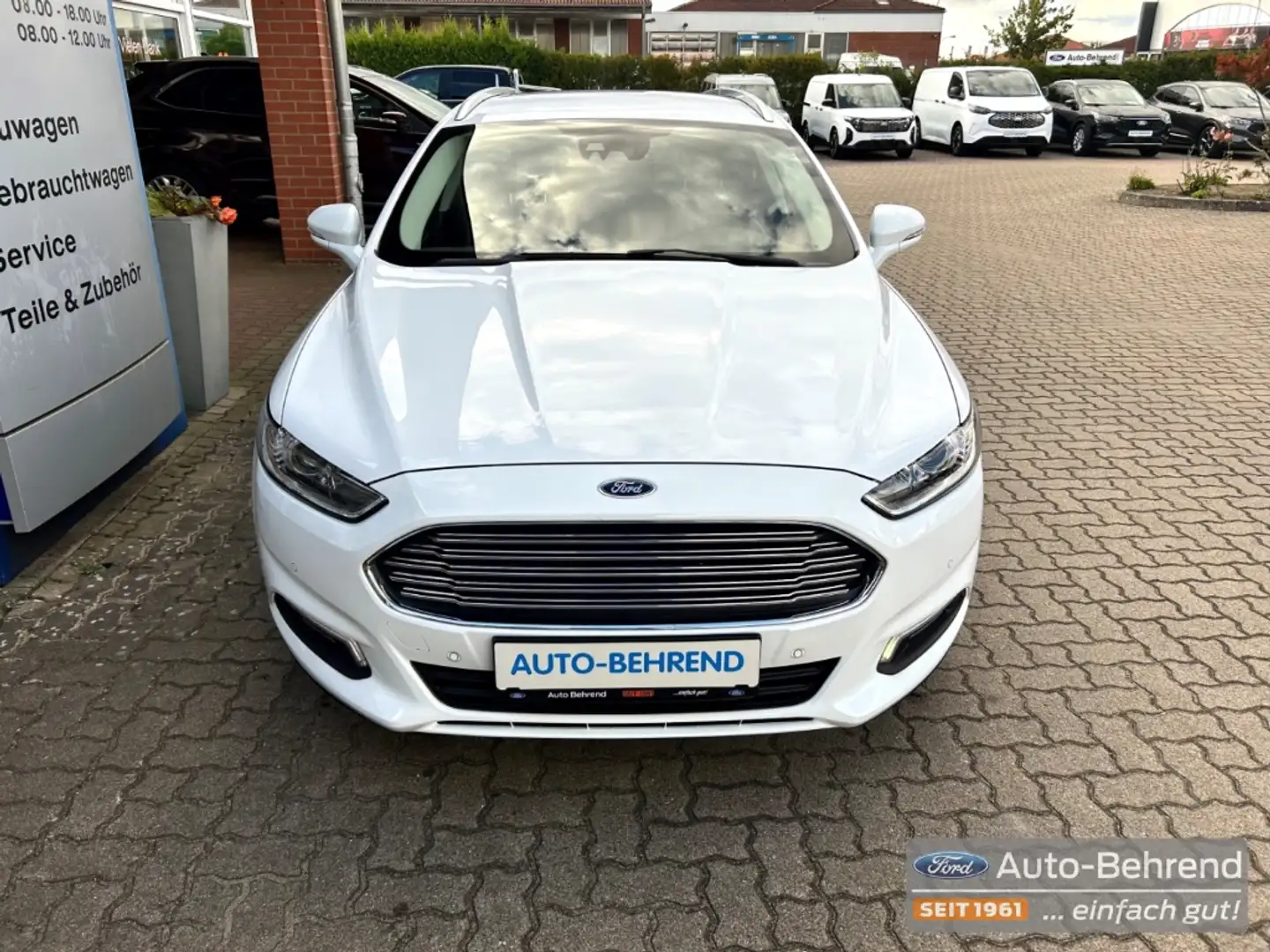 Ford Mondeo Turnier Business NEUER MOTOR !!! Blanc - 2