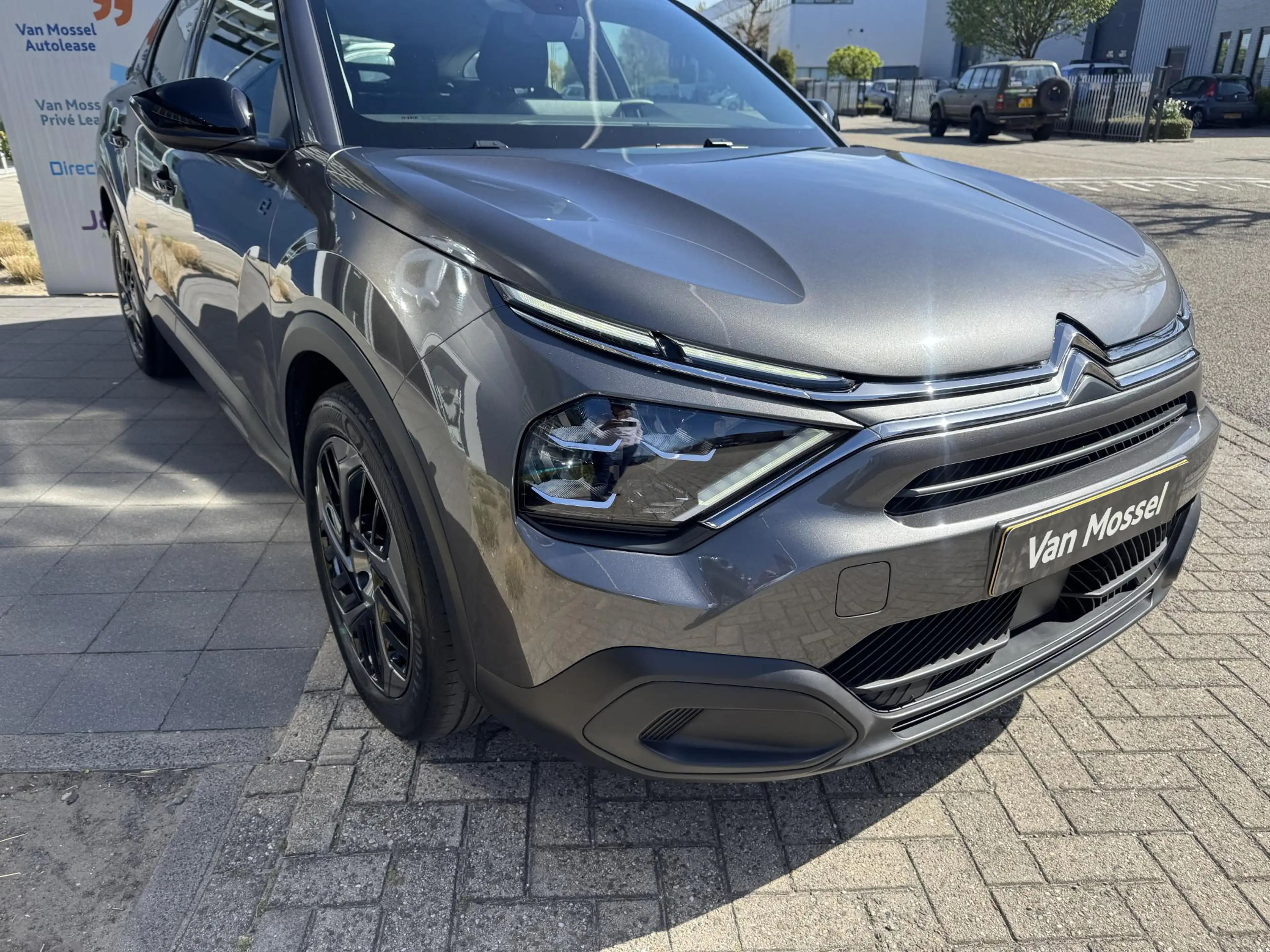 Citroen E-C4 Electric You 50 kWh — photo 6