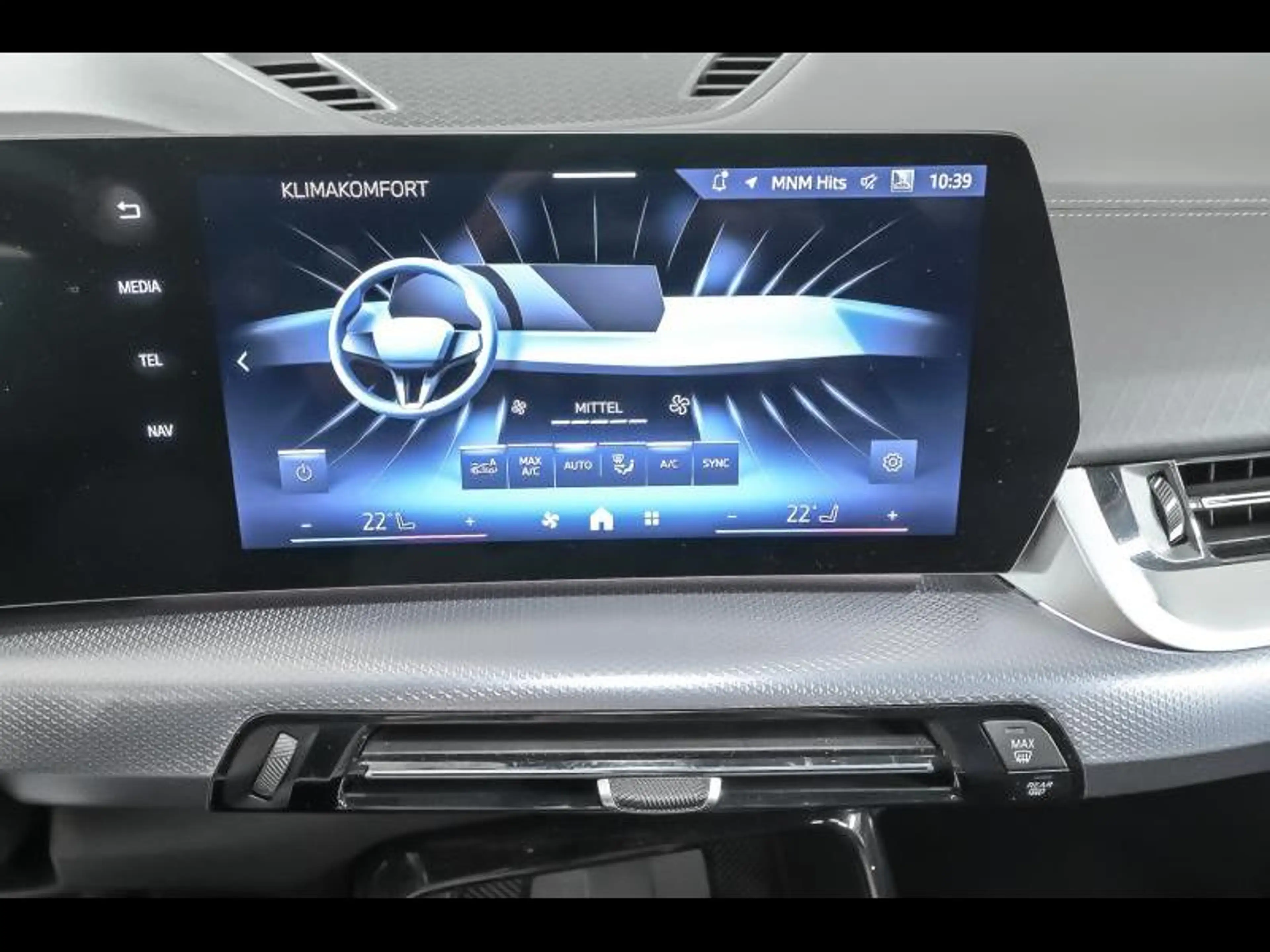 BMW iX2 xDrive30 M sport pro — photo 12