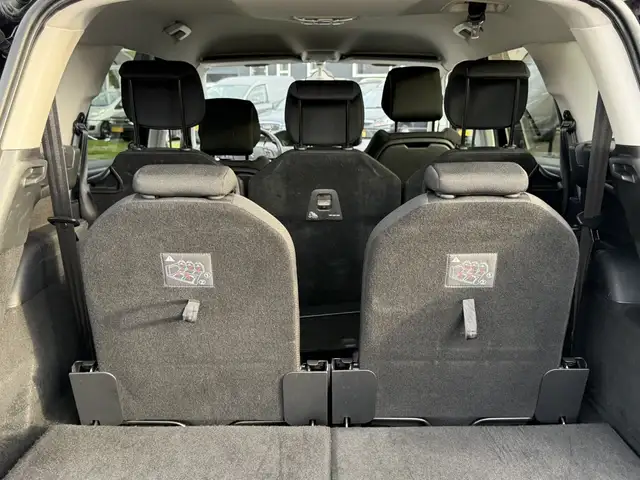 Citroen Grand C4 Spacetourer view 9