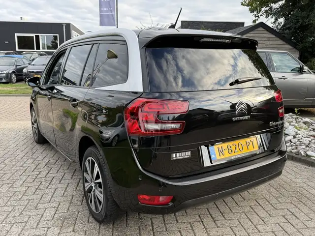 Citroen Grand C4 Spacetourer view 15