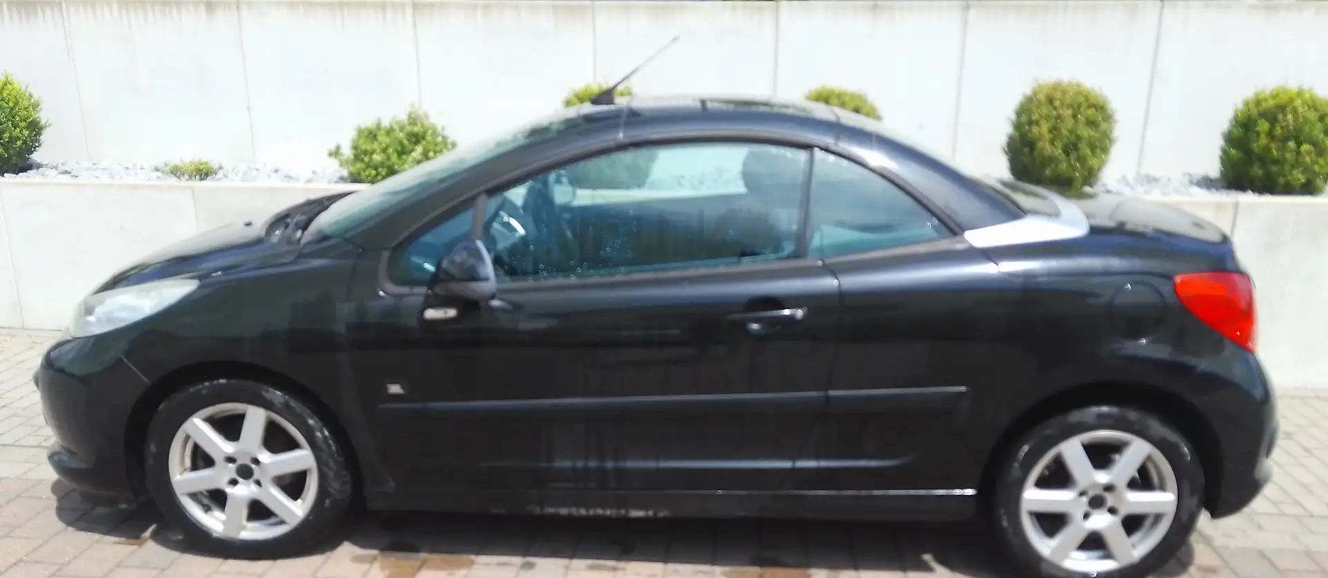 Peugeot 207 207 CC CC 120 VTi JBL Schwarz - 2