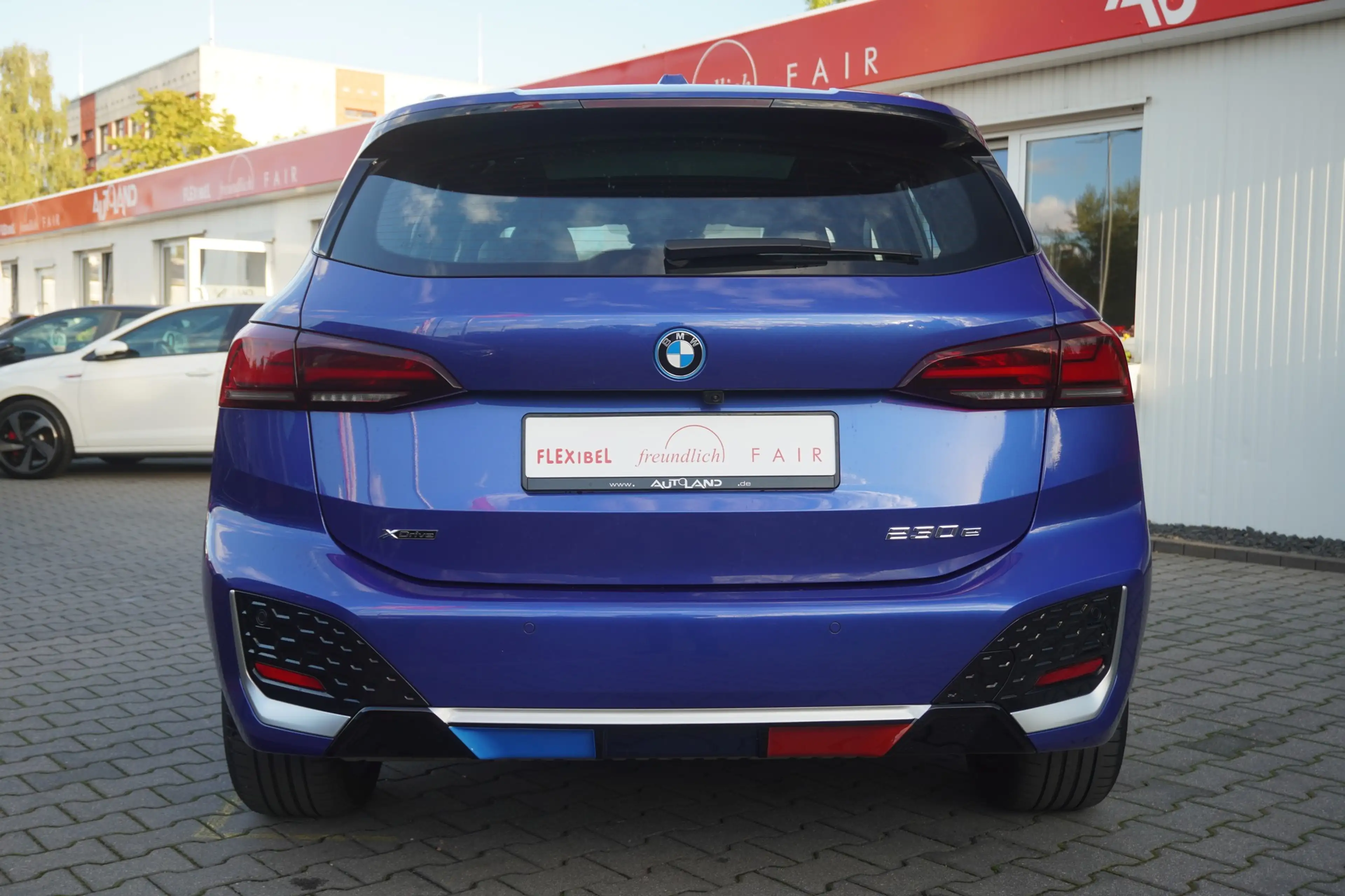 BMW 230 230e xDrive M Sport LED HarmanKardon AHK Kamera — photo 5