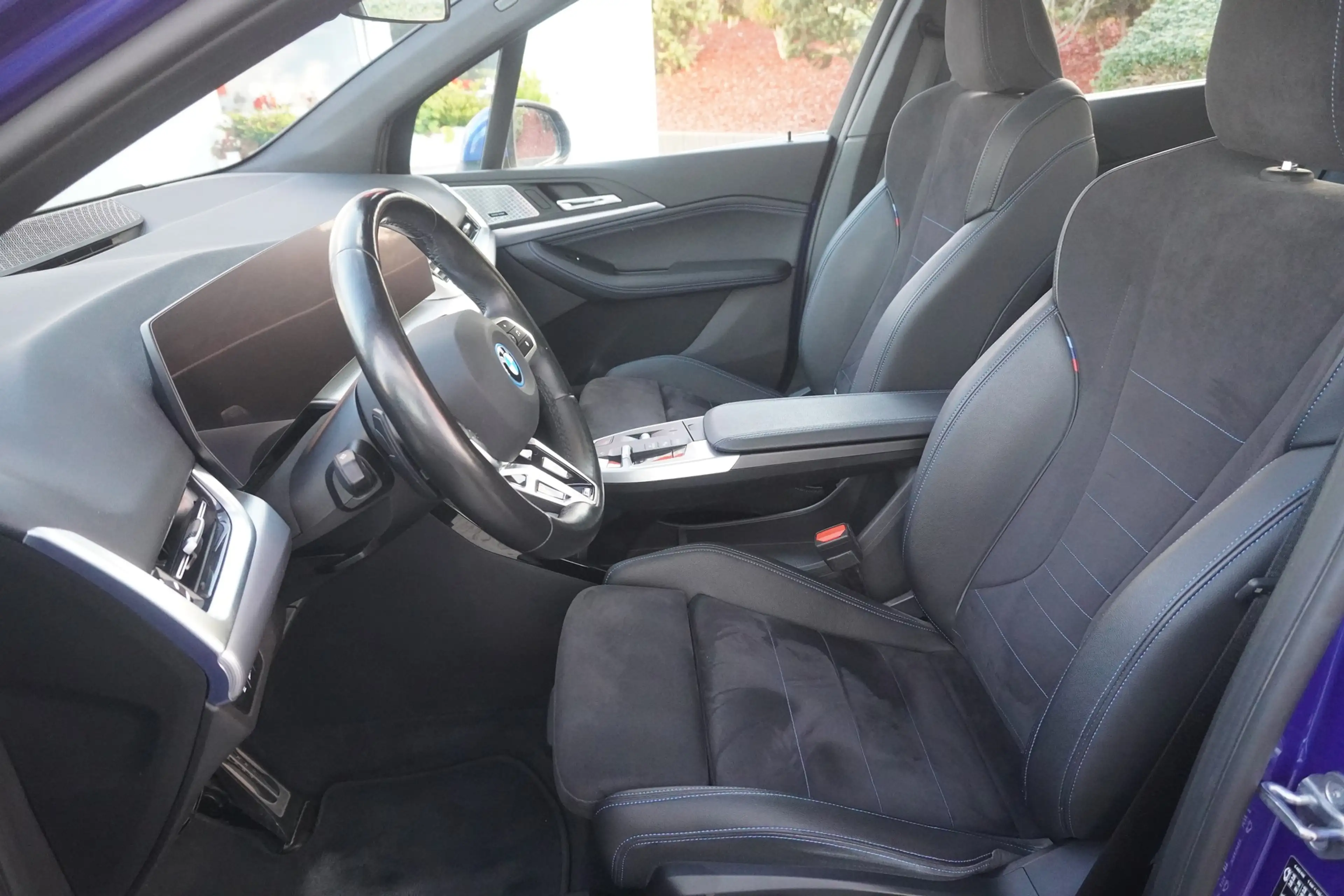 BMW 230 230e xDrive M Sport LED HarmanKardon AHK Kamera — photo 15