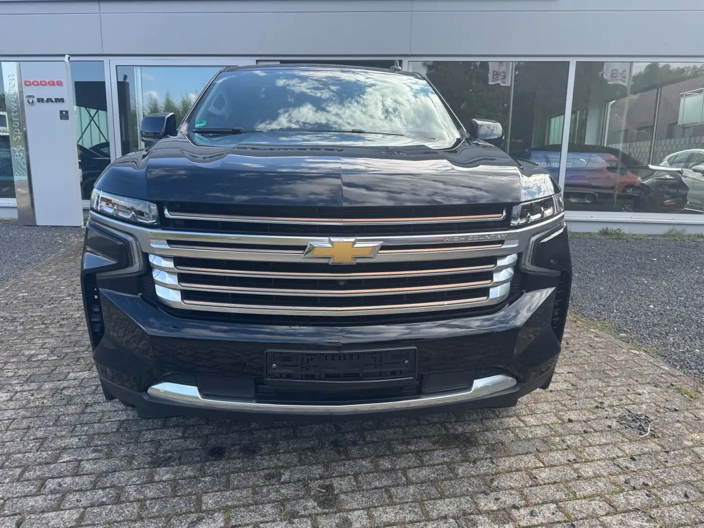 Chevrolet Tahoe 6.2l High Country*Vollausstattung* Schwarz - 2